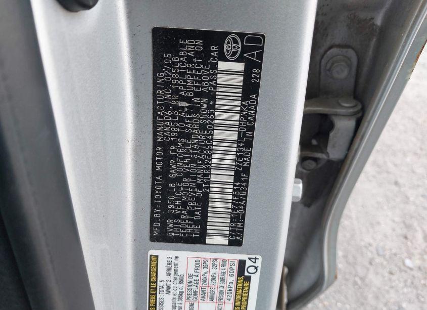 Photo 9 of 2005 Toyota Matrix XR (VIN 2T1LR32E85C450263)