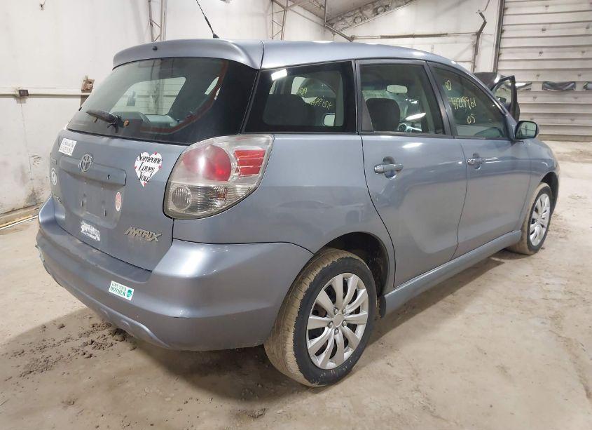 Photo 4 of 2005 Toyota Matrix XR (VIN 2T1LR32E95C349359)