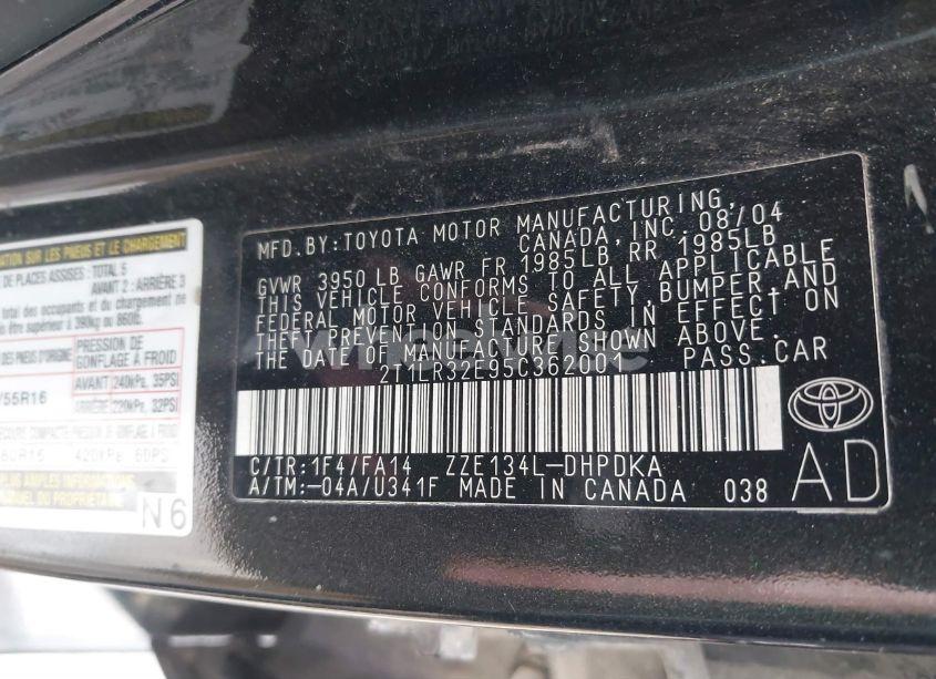 Photo 9 of 2005 Toyota Matrix (VIN 2T1LR32E95C362001)