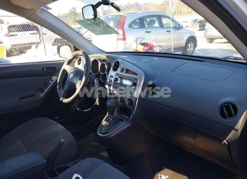 Photo 5 of 2005 Toyota Matrix (VIN 2T1LR32EX5C504937)