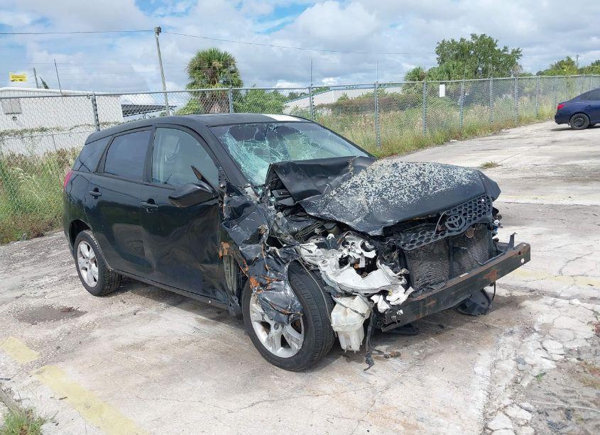 2003 Toyota Matrix XR (VIN 2T1LR38E03C067910) main photo