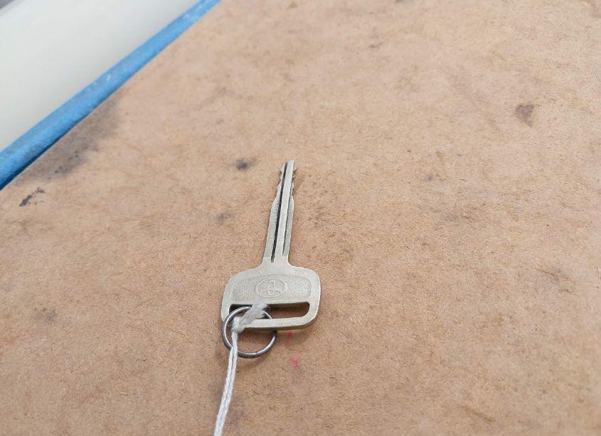 Photo 11 of 2003 Toyota Matrix XR (VIN 2T1LR38E03C067910)