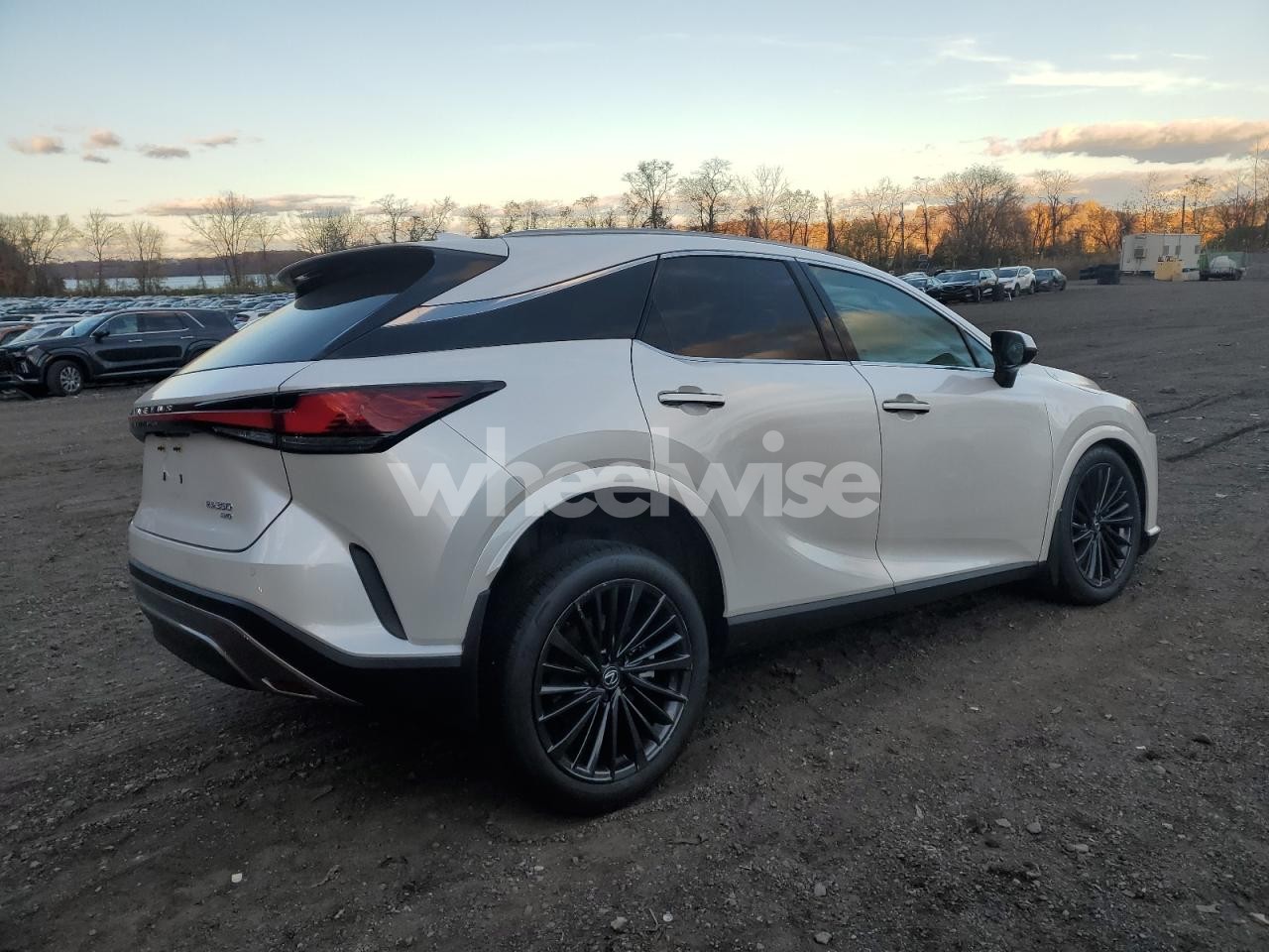 Photo 3 of 2024 LEXUS RX 350 BASE (VIN 2T2BAMCA4RC086770)