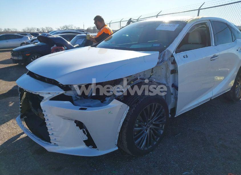 Photo 6 of 2024 Lexus Rx RX 350H LUXURY (VIN 2T2BBMCA6RC051936)