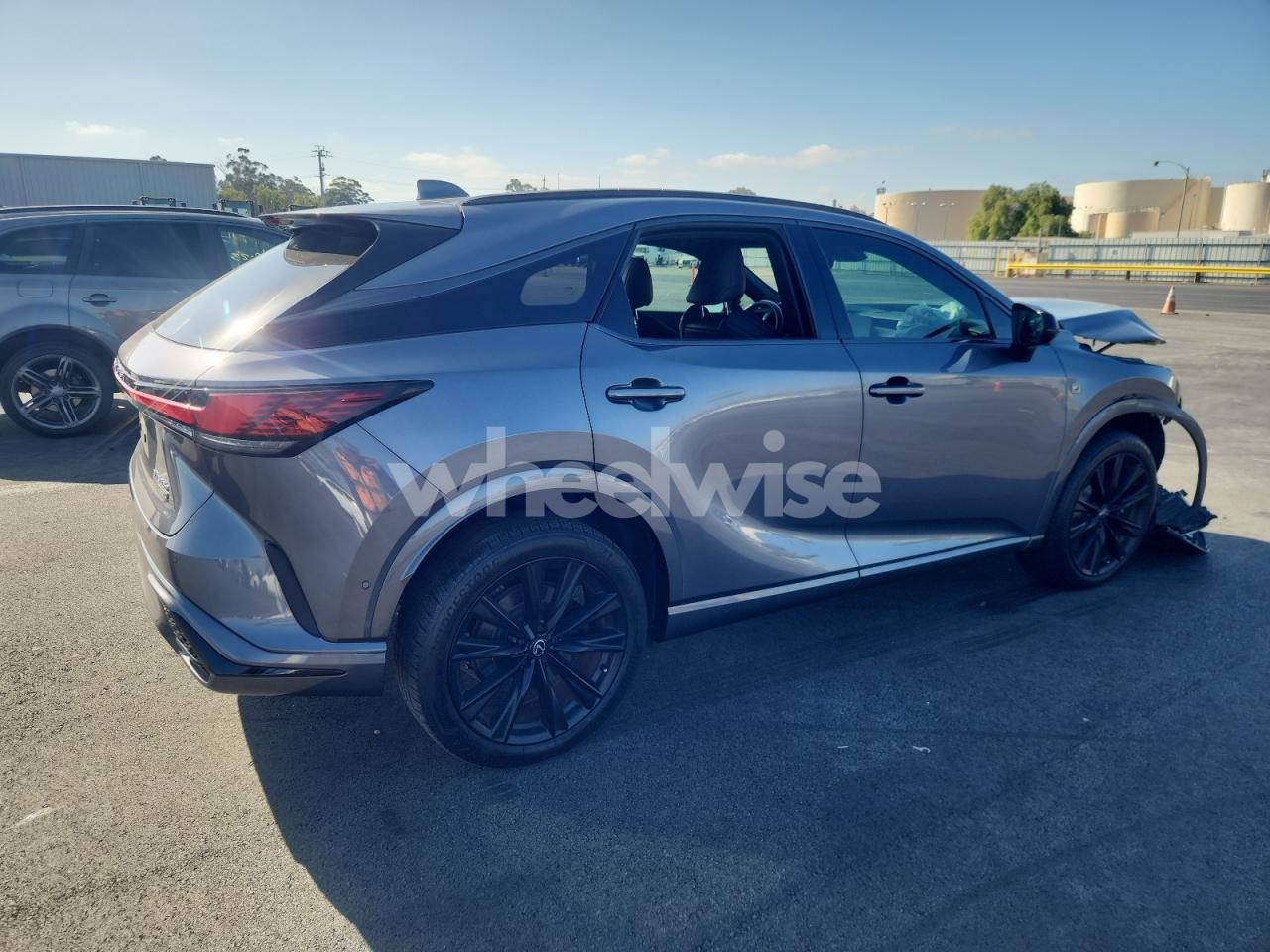 Photo 3 of 2023 LEXUS RX 500H F SPORT (VIN 2T2BCMEA2PC007455)