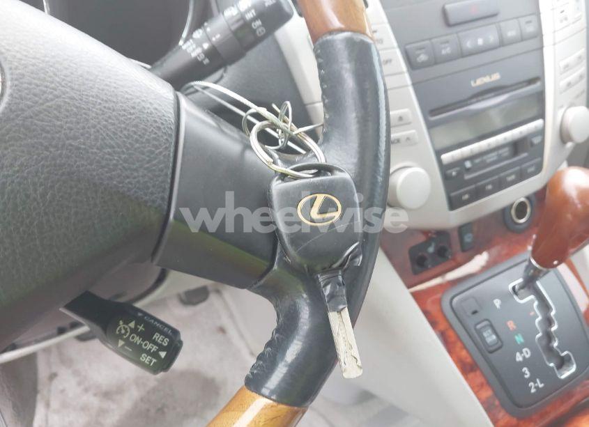 Photo 11 of 2004 Lexus Rx 330 (VIN 2T2GA31U24C010079)