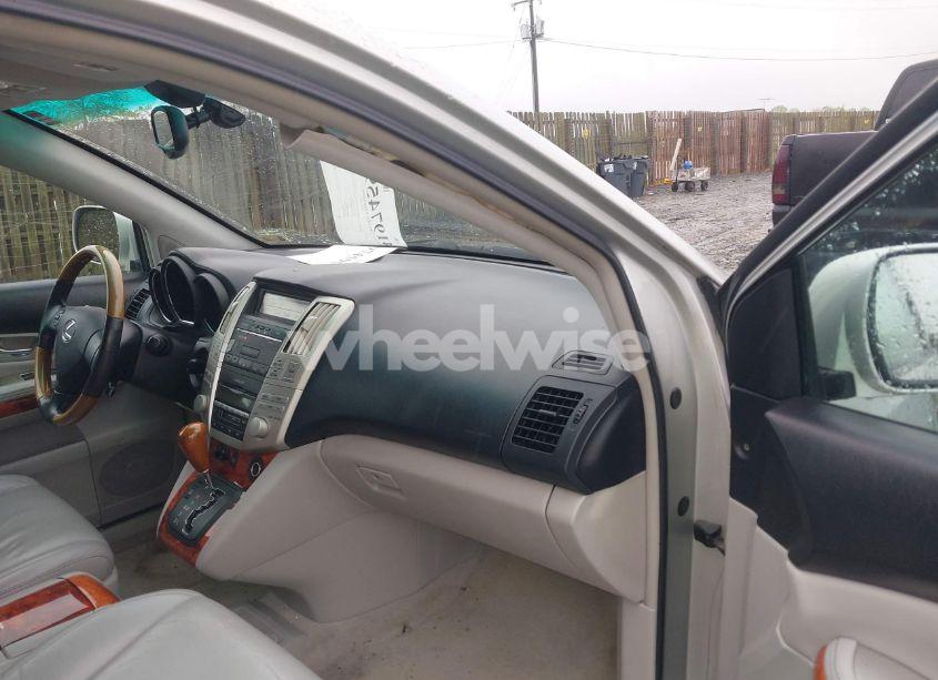 Photo 5 of 2005 Lexus Rx 330 (VIN 2T2GA31U55C024317)