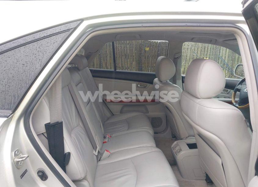 Photo 8 of 2005 Lexus Rx 330 (VIN 2T2GA31U55C024317)