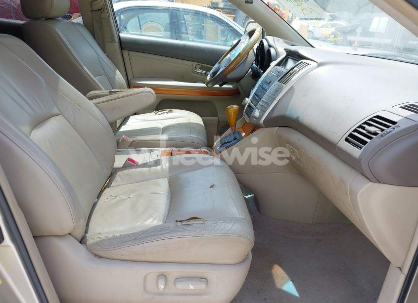 Photo 5 of 2005 Lexus Rx 330 (VIN 2T2GA31U65C026769)