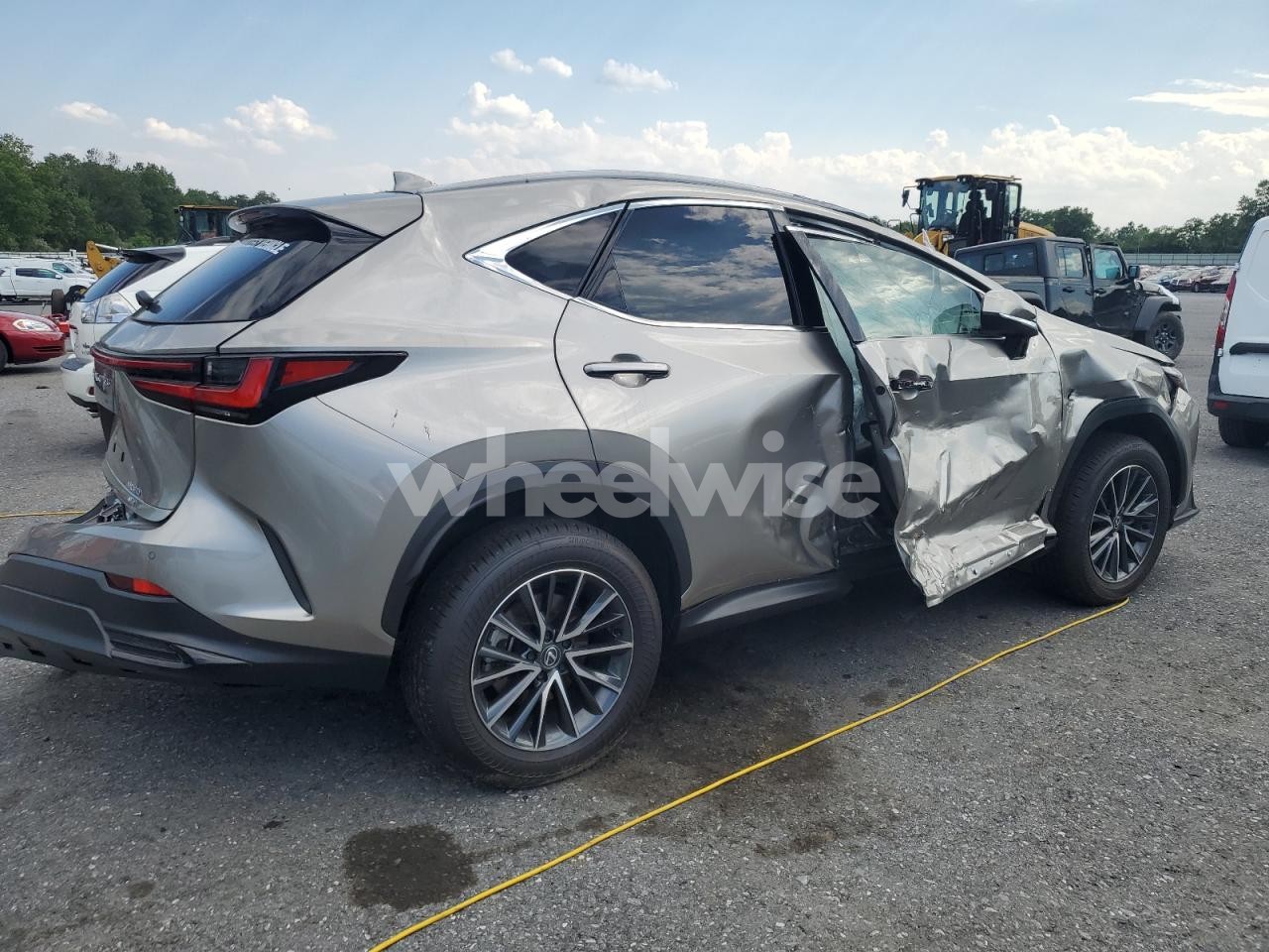 Photo 3 of 2025 LEXUS NX 350 PREMIUM N/A (VIN 2T2GGCEZ6SC075891)
