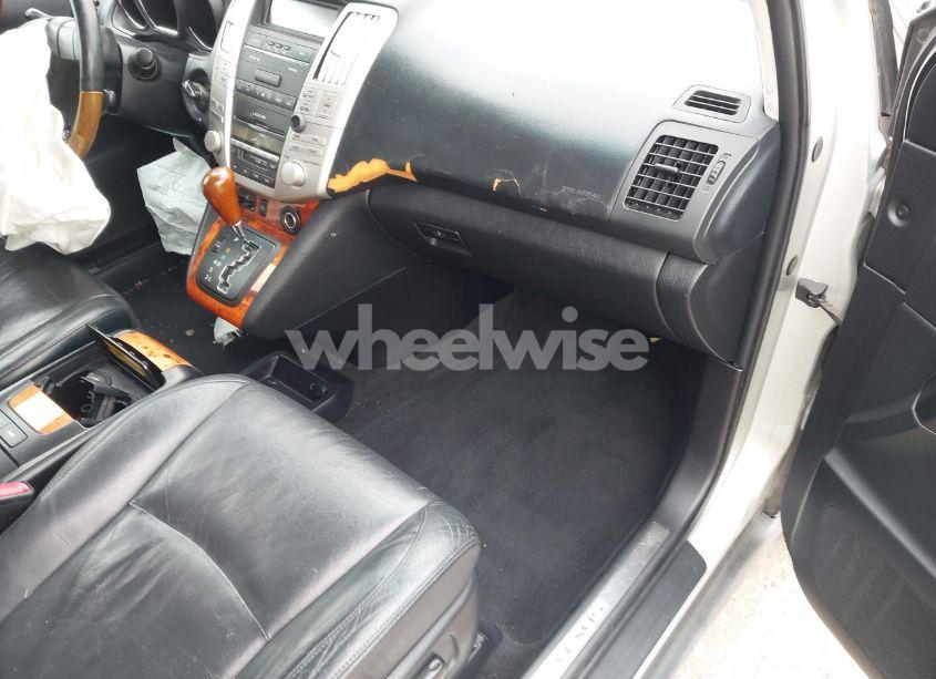 Photo 5 of 2004 Lexus Rx 330 (VIN 2T2HA31U04C004429)