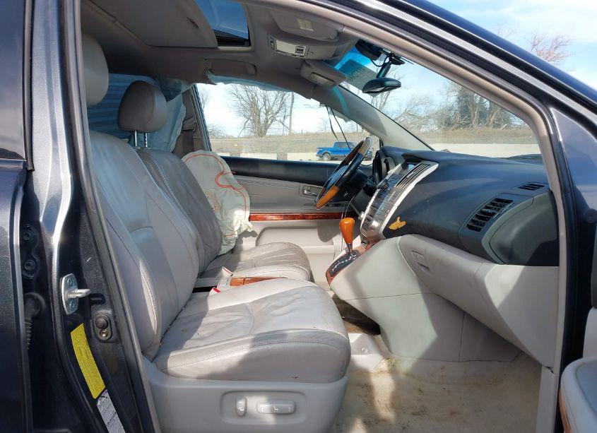 Photo 5 of 2005 Lexus Rx 330 (VIN 2T2HA31U35C077151)