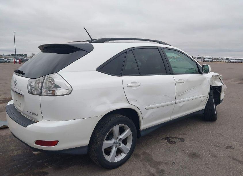 Photo 4 of 2005 Lexus Rx 330 (VIN 2T2HA31U75C072647)