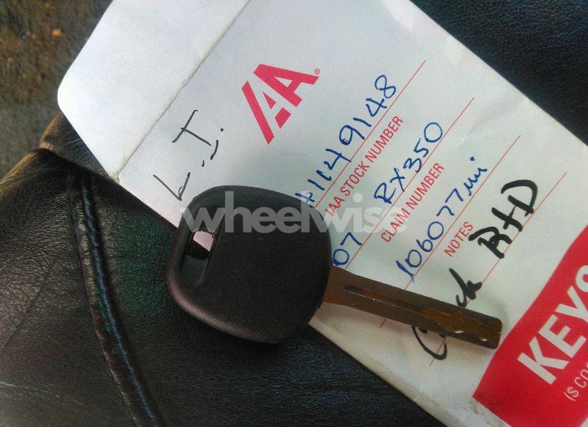 Photo 11 of 2007 Lexus Rx 350 (VIN 2T2HK31U37C040441)