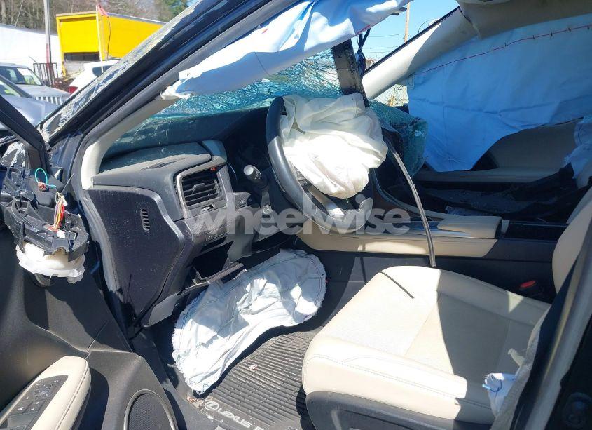 Photo 5 of 2022 Lexus Rx 350 (VIN 2T2HZMDA6NC353726)