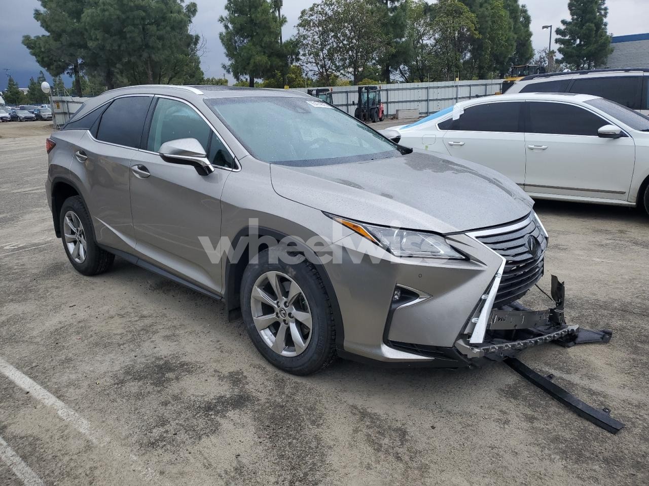 Photo 4 of 2019 LEXUS RX 350 BASE (VIN 2T2ZZMCA5KC134029)
