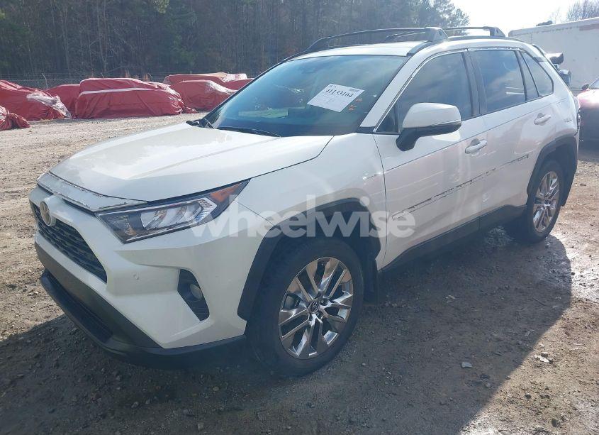 Photo 2 of 2021 Toyota Rav4 XLE PREMIUM (VIN 2T3A1RFV0MW161118)