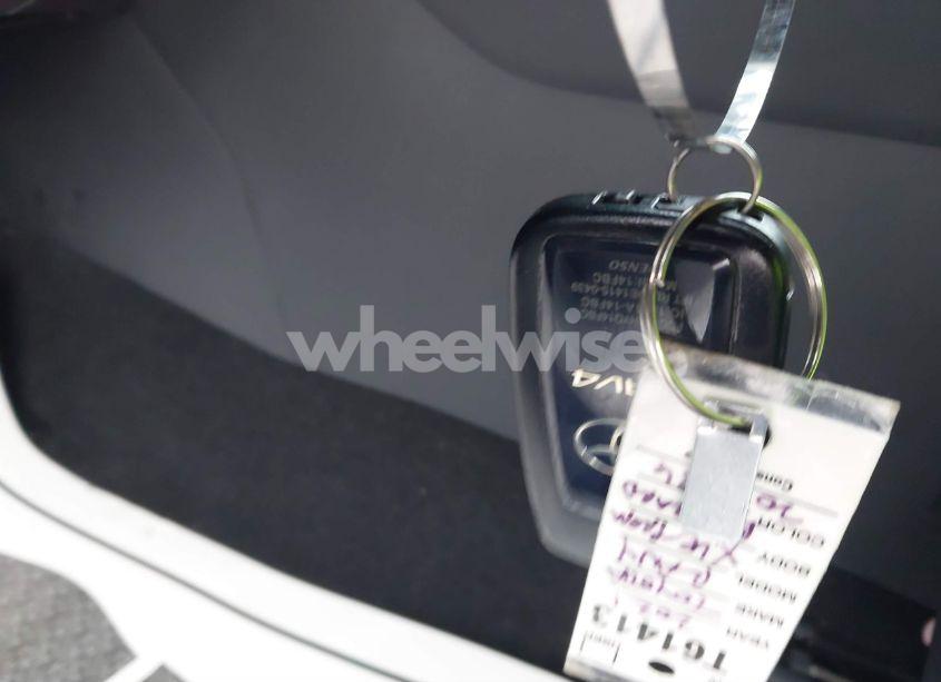 Photo 11 of 2021 Toyota Rav4 XLE PREMIUM (VIN 2T3A1RFV0MW208986)