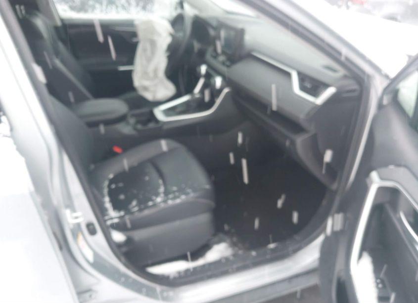 Photo 5 of 2019 Toyota Rav4 XLE PREMIUM (VIN 2T3A1RFV1KW038490)