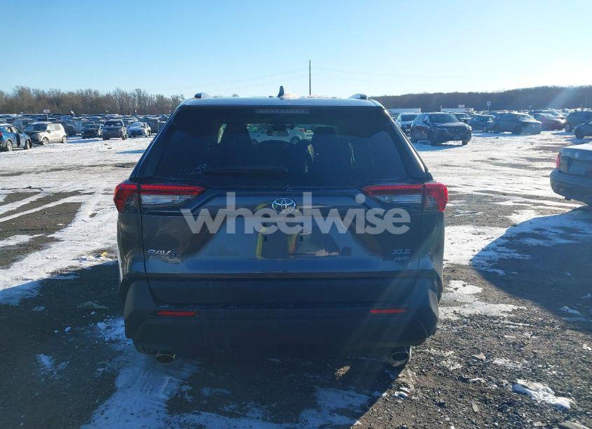 Photo 16 of 2021 Toyota Rav4 XLE PREMIUM (VIN 2T3A1RFV1MC159881)