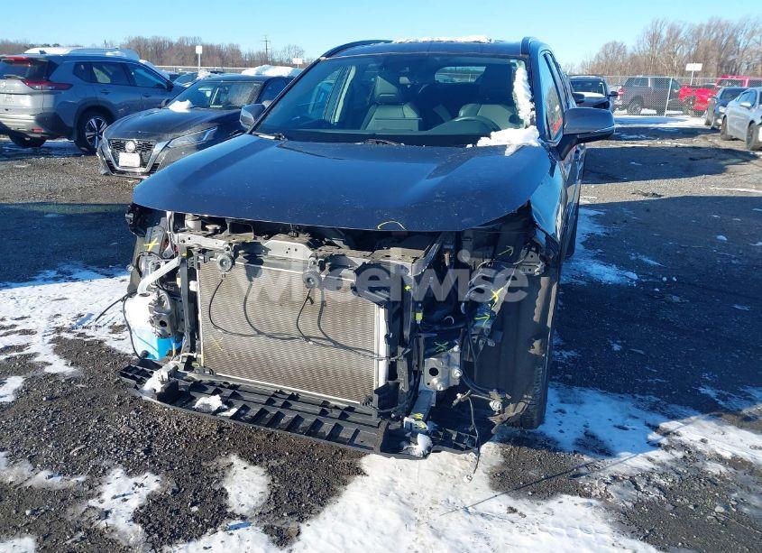 Photo 6 of 2021 Toyota Rav4 XLE PREMIUM (VIN 2T3A1RFV1MC159881)