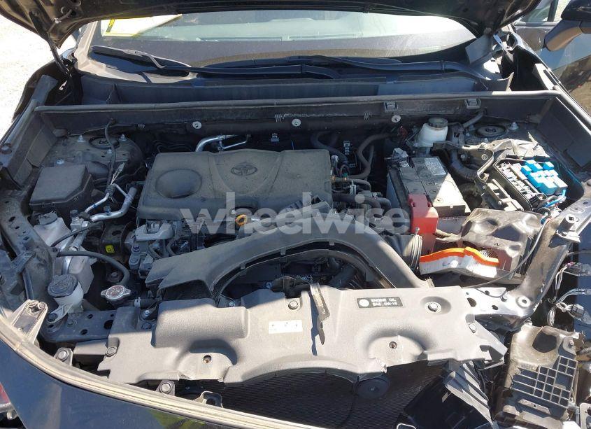 Photo 10 of 2021 Toyota Rav4 XLE PREMIUM (VIN 2T3A1RFV1MC247524)