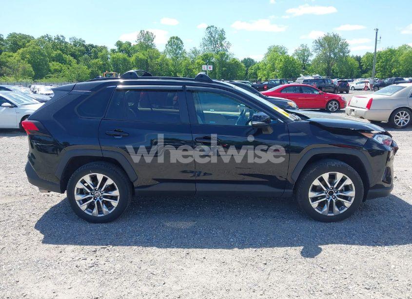 Photo 14 of 2021 Toyota Rav4 XLE PREMIUM (VIN 2T3A1RFV1MC247524)