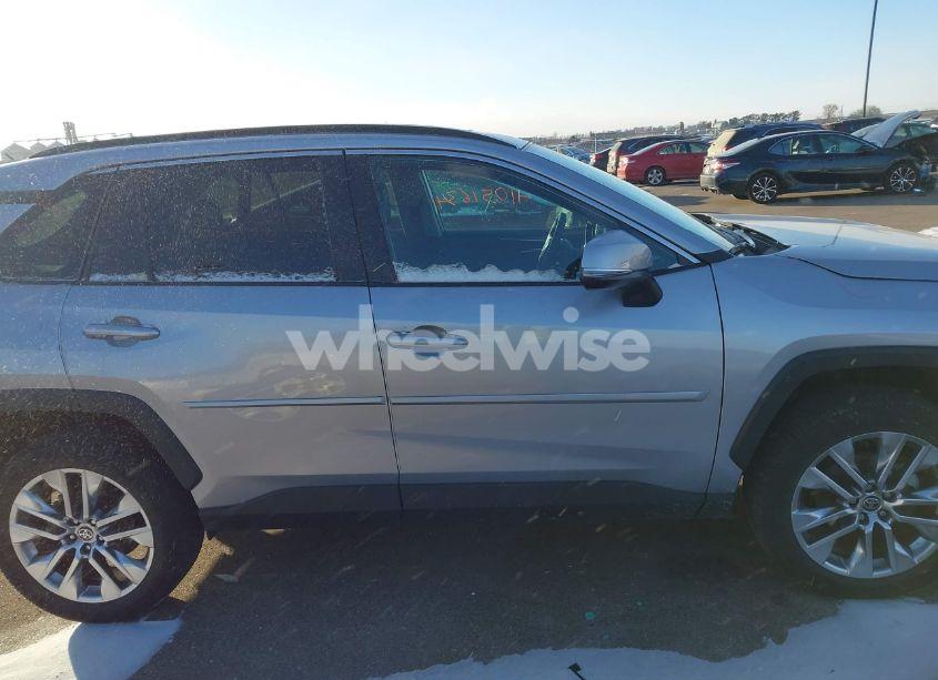 Photo 13 of 2021 Toyota Rav4 XLE PREMIUM (VIN 2T3A1RFV1MC256336)