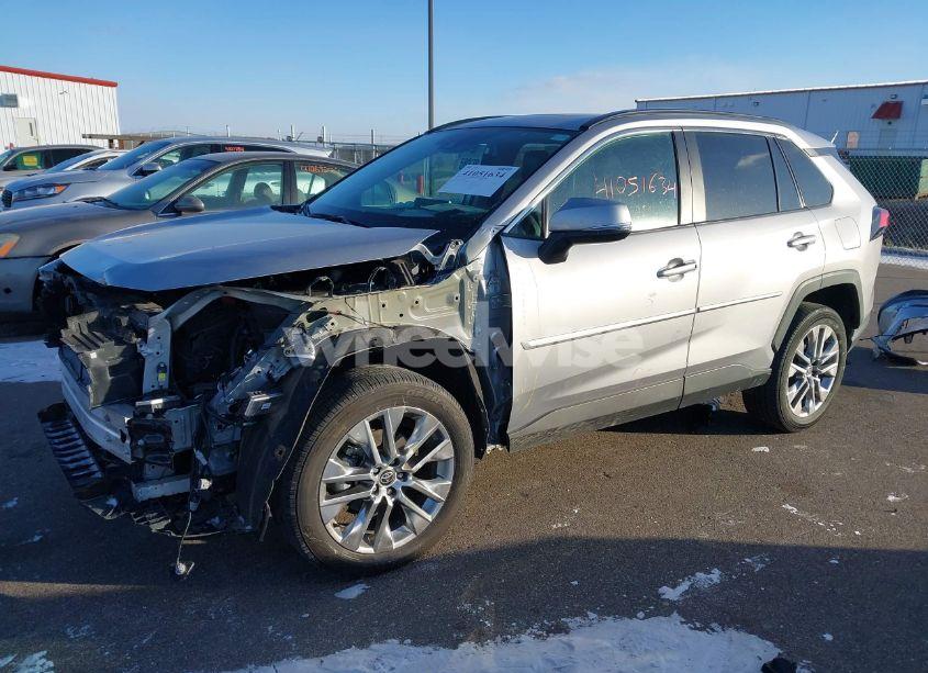 Photo 2 of 2021 Toyota Rav4 XLE PREMIUM (VIN 2T3A1RFV1MC256336)