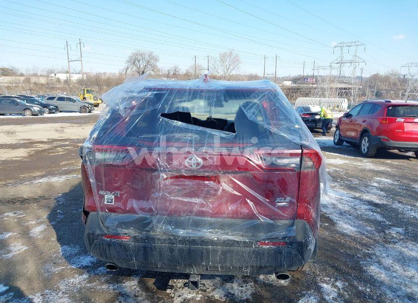Photo 16 of 2022 Toyota Rav4 XLE PREMIUM (VIN 2T3A1RFV1NW310749)