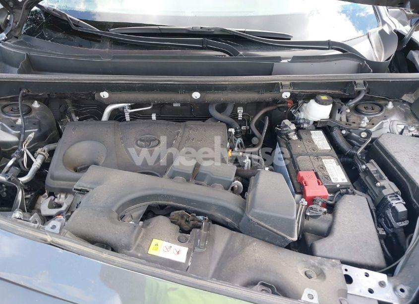 Photo 10 of 2022 Toyota Rav4 XLE PREMIUM (VIN 2T3A1RFV1NW317278)