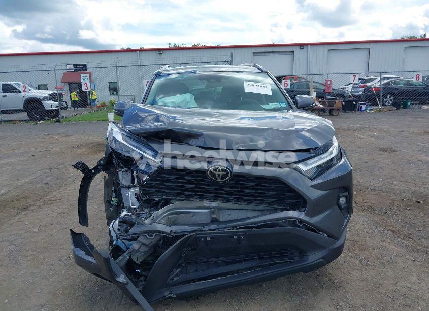 Photo 12 of 2022 Toyota Rav4 XLE PREMIUM (VIN 2T3A1RFV1NW317278)