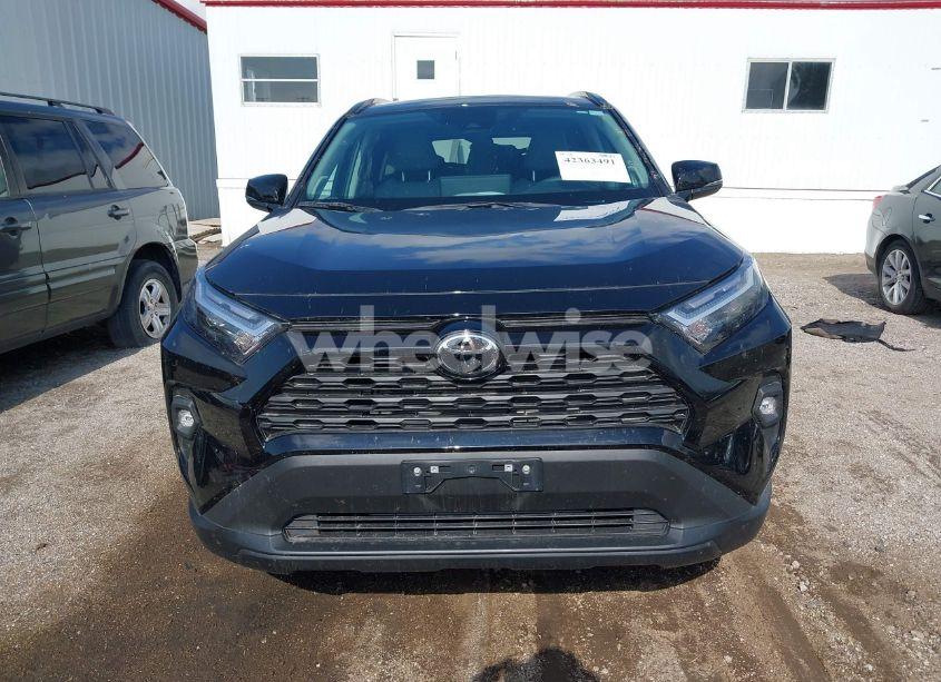 Photo 13 of 2025 Toyota Rav4 XLE PREMIUM (VIN 2T3A1RFV1SW517279)