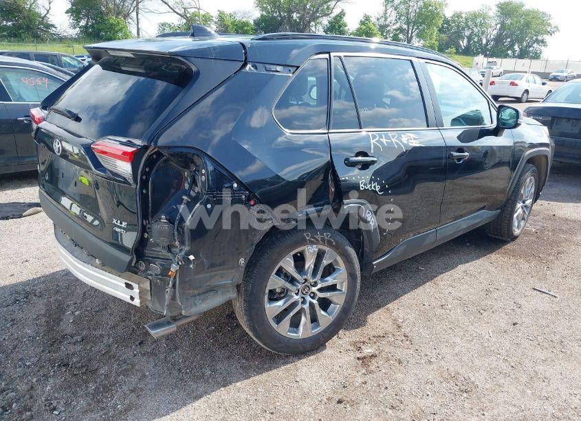 Photo 4 of 2025 Toyota Rav4 XLE PREMIUM (VIN 2T3A1RFV1SW517279)