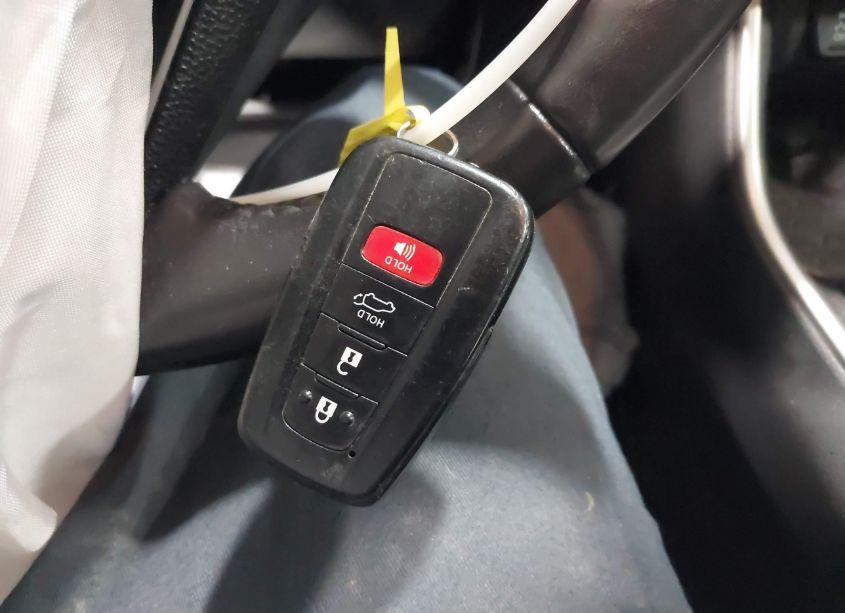 Photo 11 of 2019 Toyota Rav4 XLE PREMIUM (VIN 2T3A1RFV2KC030111)