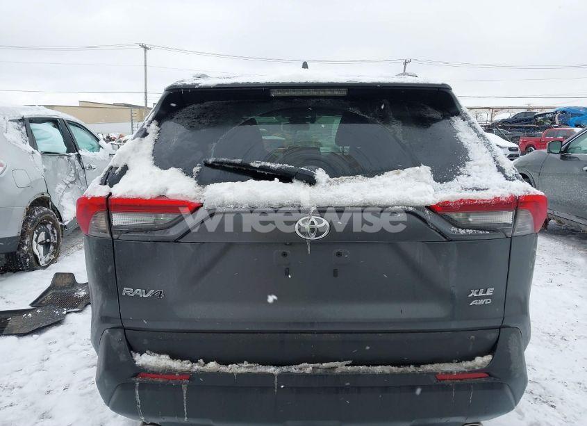 Photo 16 of 2019 Toyota Rav4 XLE PREMIUM (VIN 2T3A1RFV2KW049420)