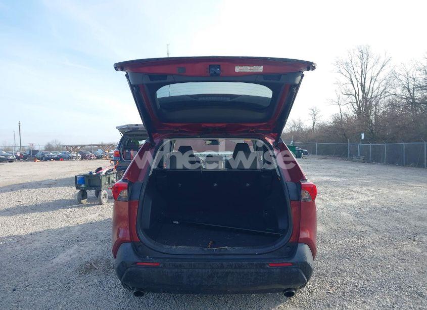 Photo 17 of 2020 Toyota Rav4 XLE PREMIUM (VIN 2T3A1RFV2LC110641)