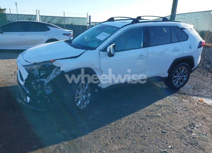 Photo 14 of 2020 Toyota Rav4 XLE PREMIUM (VIN 2T3A1RFV2LW087540)