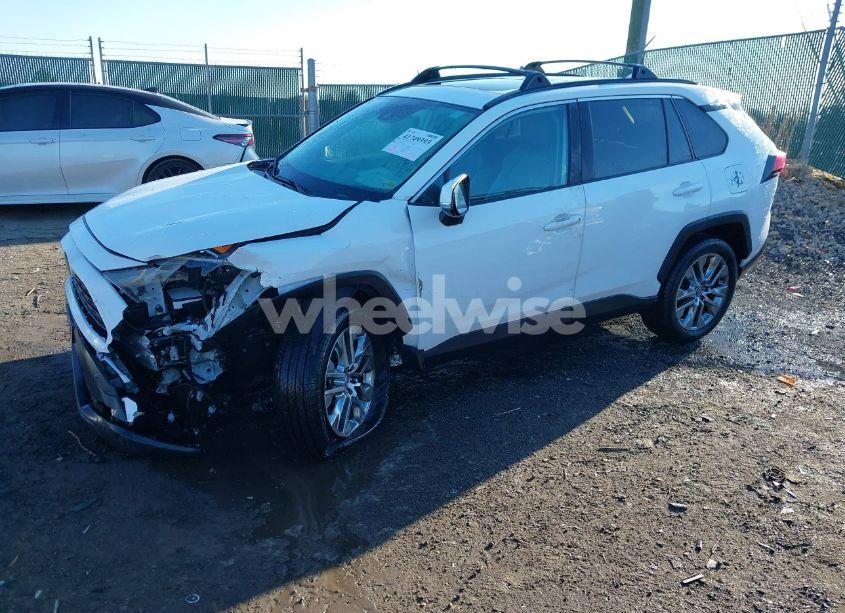 Photo 6 of 2020 Toyota Rav4 XLE PREMIUM (VIN 2T3A1RFV2LW087540)