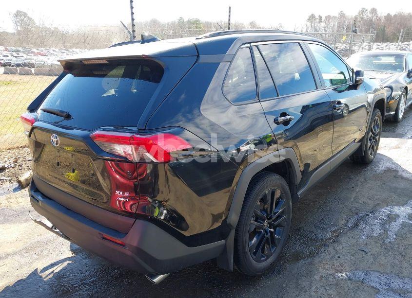 Photo 4 of 2024 Toyota Rav4 XLE PREMIUM (VIN 2T3A1RFV2RC429742)