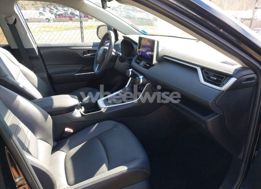 Photo 5 of 2024 Toyota Rav4 XLE PREMIUM (VIN 2T3A1RFV2RC429742)