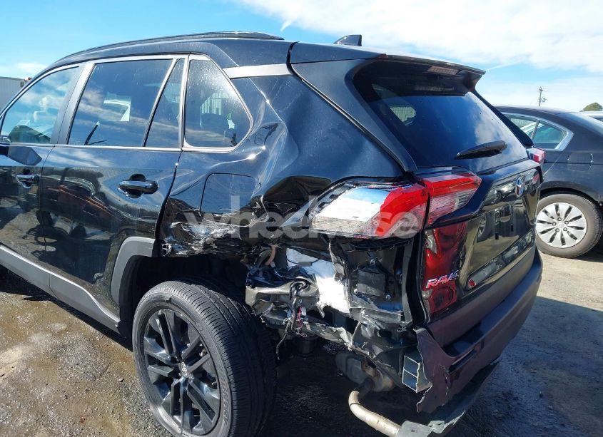 Photo 6 of 2024 Toyota Rav4 XLE PREMIUM (VIN 2T3A1RFV2RC429742)