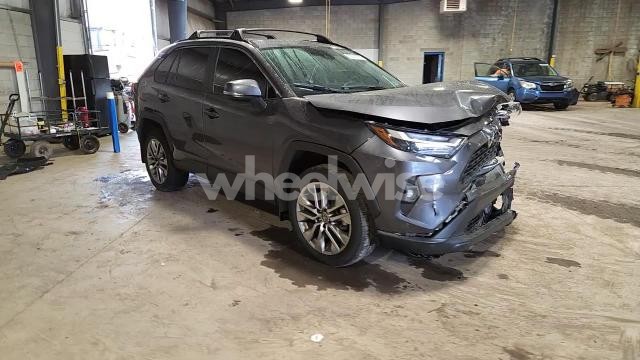 Photo 9 of 2024 TOYOTA RAV4 XLE PREMIUM (VIN 2T3A1RFV2RC448887)