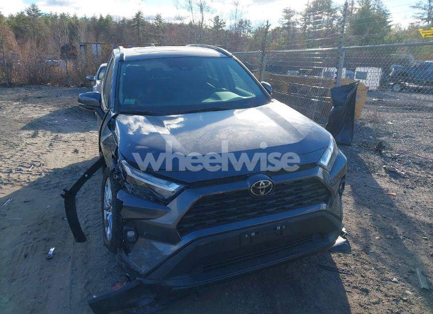 Photo 12 of 2024 Toyota Rav4 XLE PREMIUM (VIN 2T3A1RFV2RC457752)