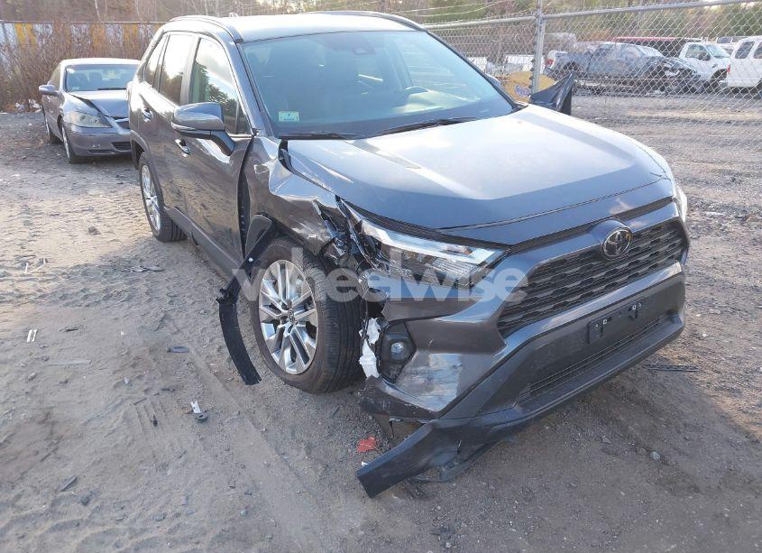 Photo 6 of 2024 Toyota Rav4 XLE PREMIUM (VIN 2T3A1RFV2RC457752)