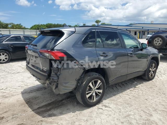2024 TOYOTA RAV4 XLE PREMIUM (VIN 2T3A1RFV2RW480513) main photo