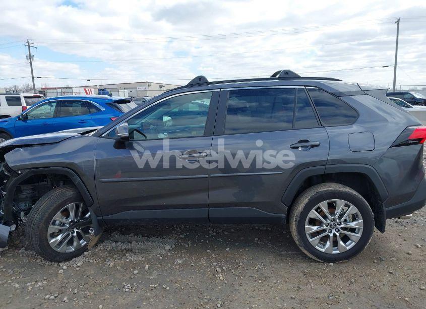 Photo 14 of 2025 Toyota Rav4 XLE PREMIUM (VIN 2T3A1RFV2SC494497)
