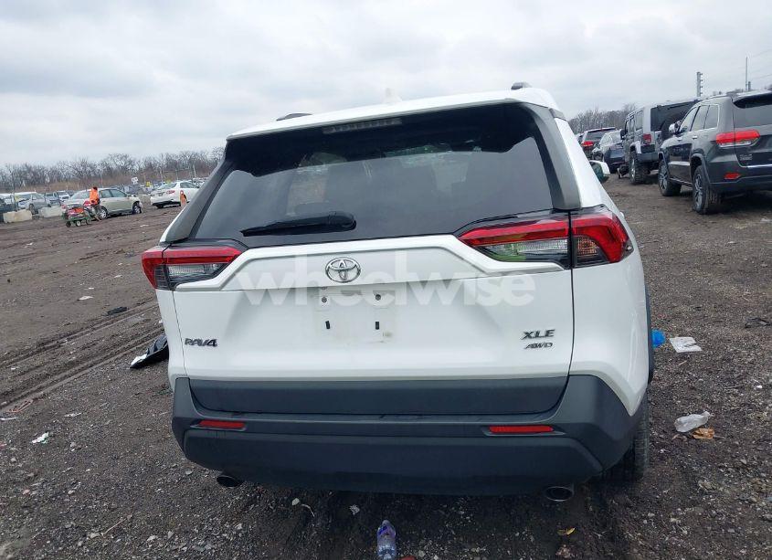 Photo 16 of 2019 Toyota Rav4 XLE PREMIUM (VIN 2T3A1RFV3KW011694)