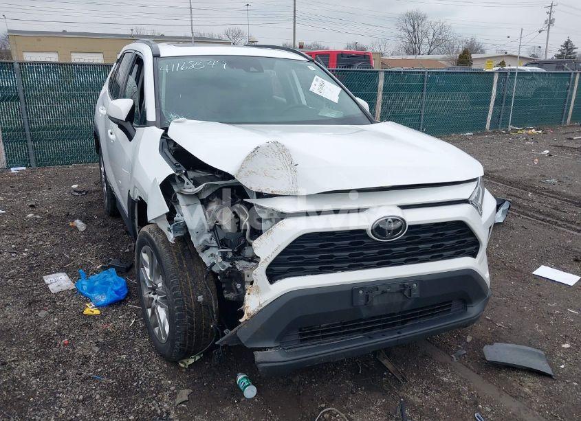 Photo 6 of 2019 Toyota Rav4 XLE PREMIUM (VIN 2T3A1RFV3KW011694)