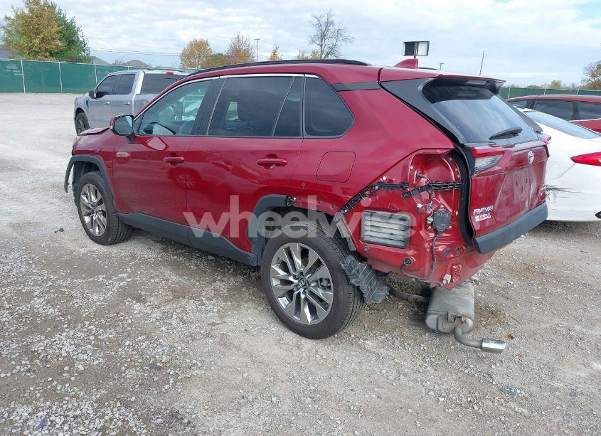 Photo 3 of 2019 Toyota Rav4 XLE PREMIUM (VIN 2T3A1RFV3KW048552)